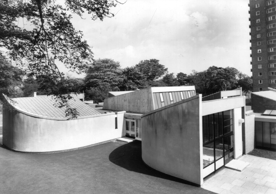 Cruickshank and Seward infant school — close up